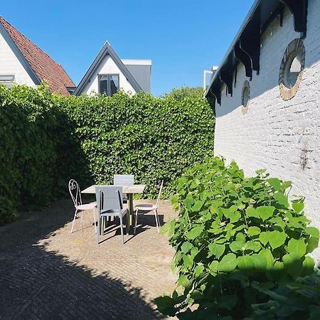 Uniek Vakantieverblijf Den Burg Esterno foto